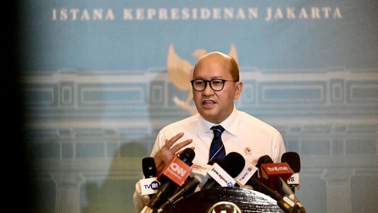 Menteri Investasi dan Hilirisasi/Kepala BKPM yang juga CEO Danantara Rosan Roeslani menjelaskan bahwa kapitalisasi pasar gabungan seluruh bank Himbara dapat mencapai sekitar Rp1.100 triliun, cerminkan 10 persen nilai seluruh perusahaan nasional. Foto: BPMI Setpres/Rusman